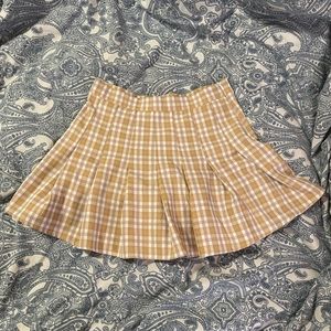 Brown mini skirt